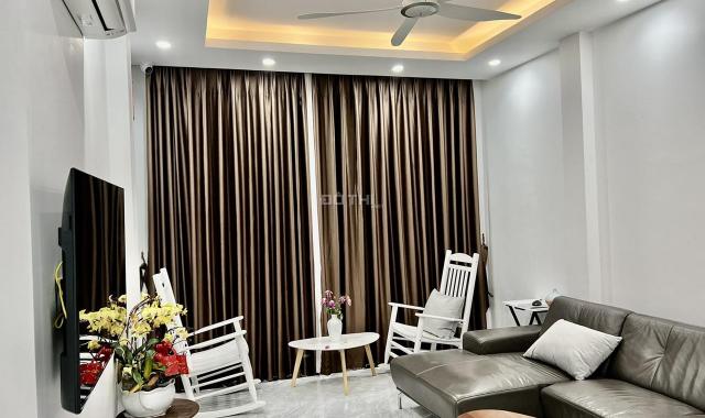 Cần bán gấp nhà phố Mai Dịch, 58m2, 6T, phân lô, ô tô dừng đỗ ngày đêm, 14 tỷ