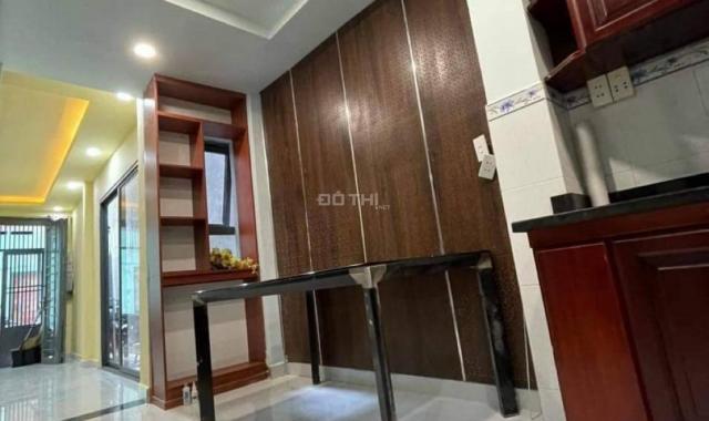 Nhà mặt tiền Quận 8, gần Cầu Nguyễn Tri Phương, 75m2, 4 tầng