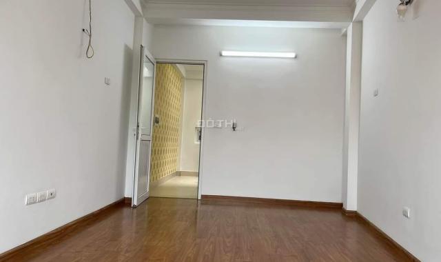 Nhà giá rẻ 5 tầng, 37m2, giá 3.55 tỷ gần ngã tư Bà Triệu - Hà Trì Hà Đông