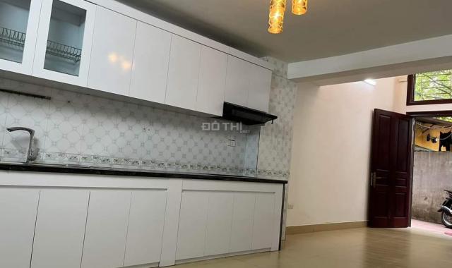 Nhà giá rẻ 5 tầng, 37m2, giá 3.55 tỷ gần ngã tư Bà Triệu - Hà Trì Hà Đông