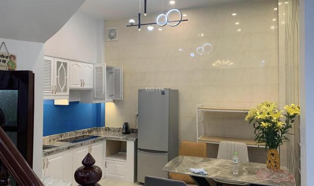 Cần bán nhà ngõ 46 Hào Nam, giá 3.6 tỷ, 35m2x4T, ngõ thông