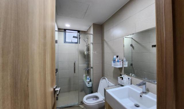 Bán gấp 2PN, 2WC + 1 kho, 84m2 Emerald Celadon Tân Phú, có nội thất như hình, nhận nhà ở ngay