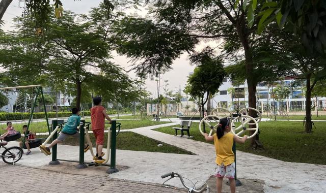 Cần bán nhà 2 mặt tiền đối diện trường học mầm non trong khu đô thị Him Lam Hùng Vương