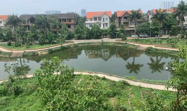 Biệt thự view hồ KĐT Cầu Bươu hàng xóm The Manor 131m2x5T chỉ 16.78 tỷ. LH 0989.62.6116