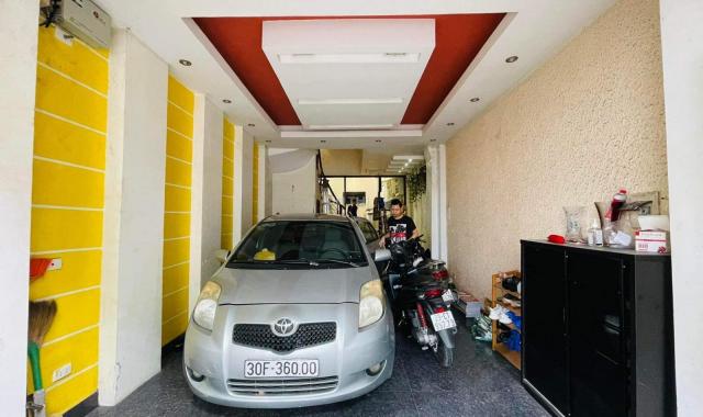 Chủ cần bán gấp nhỉnh 80 tr/m2 sở hữu nhà riêng phường Gia Thụy quận Long Biên, ô tô, ngõ thông