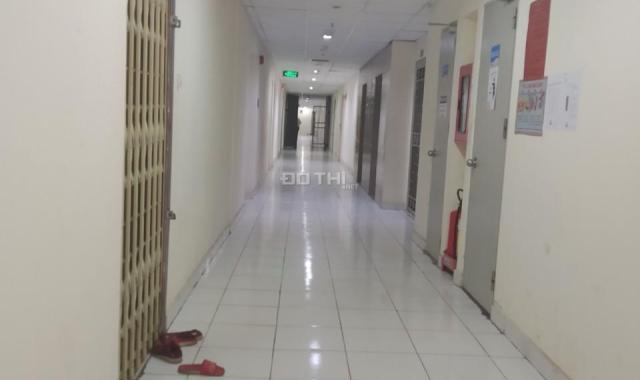 Chính chủ bán căn hộ 53m2, 1.1 tỷ có 2PN, 1WC, có ban công, nhà đẹp. LH xem nhà 0909 456 158