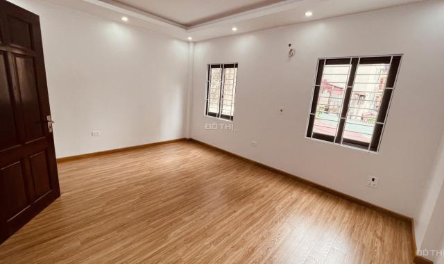 Bán nhà 5 tầng đẹp, sổ đỏ 40m2. Vị trí cực hót ngõ 2 Xuân Đỉnh, Xuân La 4,49 tỷ có thương lượng