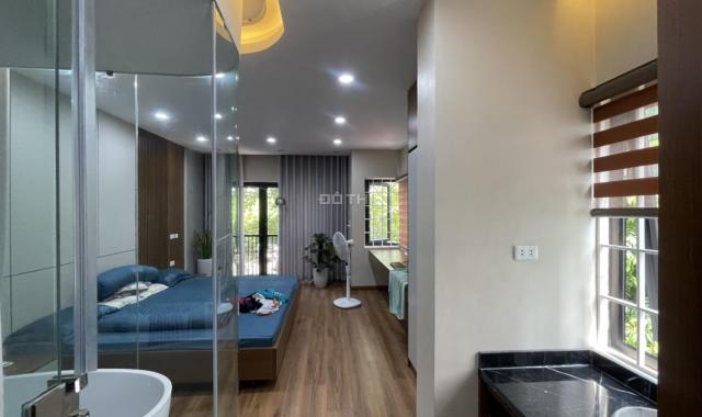 Nhà mới đẹp lô góc kinh doanh - vỉa hè ô tô 50m2. 5 tầng, giá hơn 9 tỷ