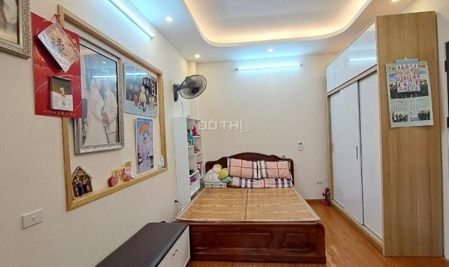 Tuyệt đỉnh an sinh! Nhà đẹp Nam Dư, đầy đủ công năng, ô tô cách vài bước chân, 36m2, 2.7 tỷ