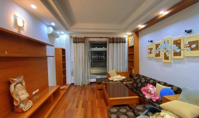 Bán nhà chính chủ phân lô gara ô tô đường 800A Cầu Giấy 58m2 5 tầng, mặt tiền 4,3m giá 12,8 tỷ
