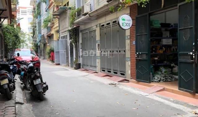Bán nhà phố Trần Quốc Hoàn phân lô ô tô tránh gần phố kinh doanh - ô tô bàn cờ