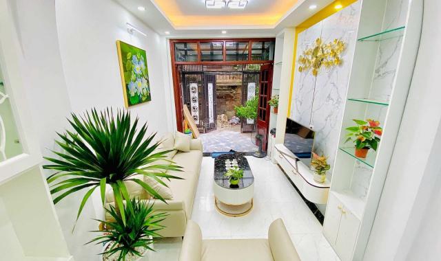 Chính chủ bán nhà ngõ 164 Vương Thừa Vũ, cách ô tô 15m, DT 50m2, 4 tầng, 5 PN full nội thất mới xịn
