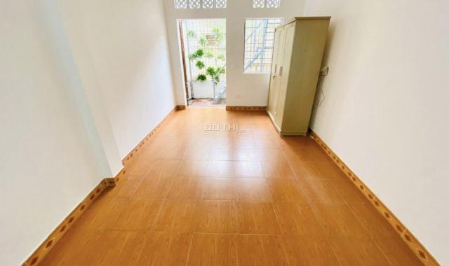 Siêu phẩm nhà đẹp ngõ 127 Lạc Long Quân, TH giá 4.75 tỷ, 46m2x4T, mới đẹp ở luôn ảnh thật