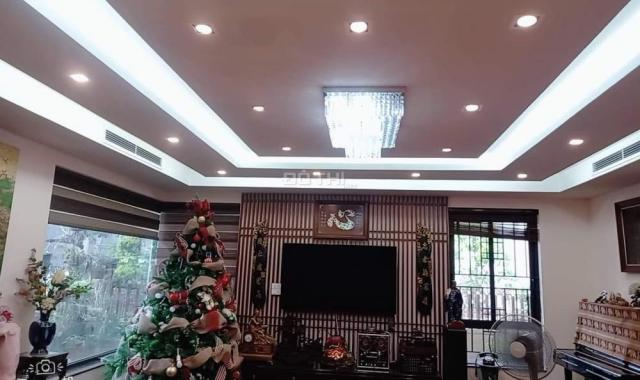 Biệt thự 500m2 phố Sài Đồng, vị trí đắc địa, nhỉnh 100tr/m2, sống đẳng cấp