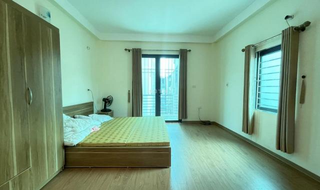 Bán nhà Trung Kính ngõ thông kd tiện ích dân xây 42m2 chỉ với 4,5 tỷ