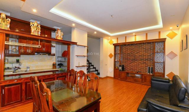 Bán nhà gara ô tô Nghĩa Dũng, Ba Đình, DT: 40m2, giá 5,96 tỷ