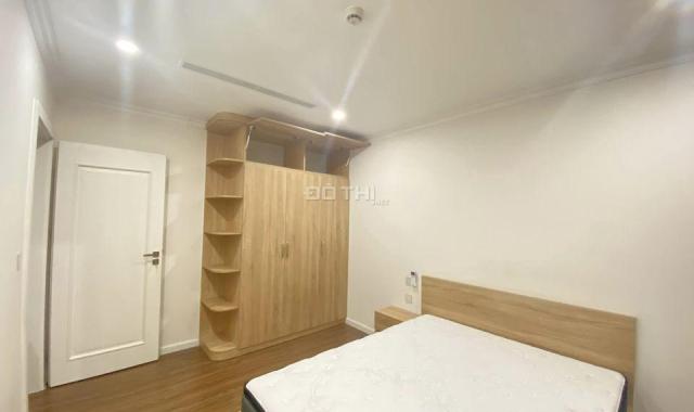 Chính chủ - bán chung cư A3 Lạc Long Quân - Bưởi - Hồ Tây - full nội thất