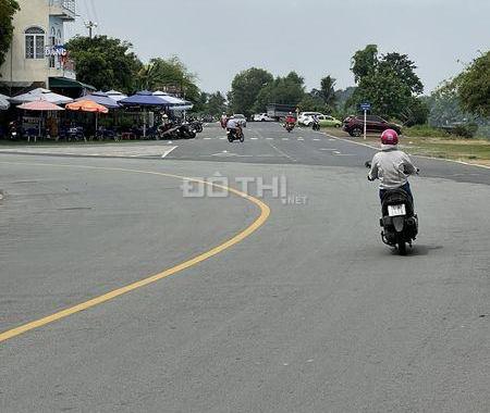 Mặt tiền Nguyễn Tri Phương - View sông Sài Gòn