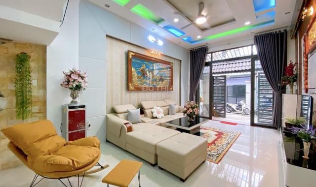 Nhà mới siêu đẹp Nguyễn Tư Giản P. 12 DT: 4x15.5m, giá: 6.9 tỷ TL