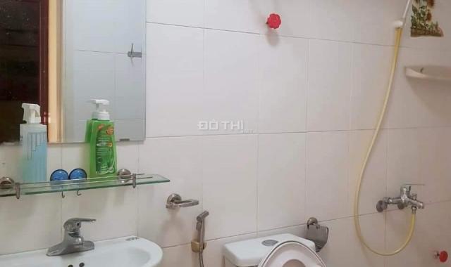 Bán căn hộ CC Sail Tower Song Nhuệ full đồ đẹp ở ngay DT 60m2 giá nhỉnh 1 tỷ giáp Thanh Trì