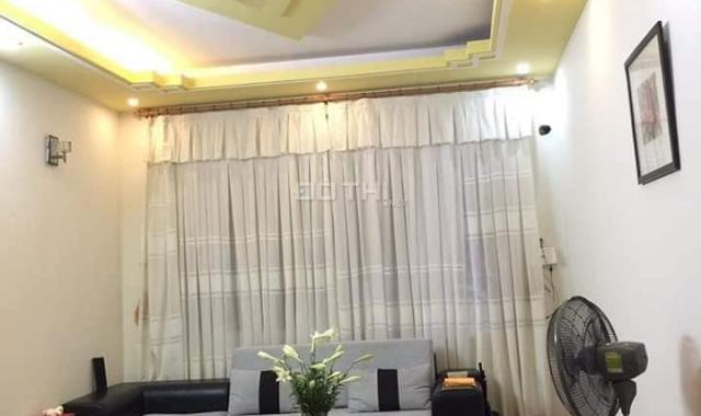 Bán nhà Nam Đồng, Đống Đa 45m2 x 5T gần phố, gần ô tô 5Tỷ