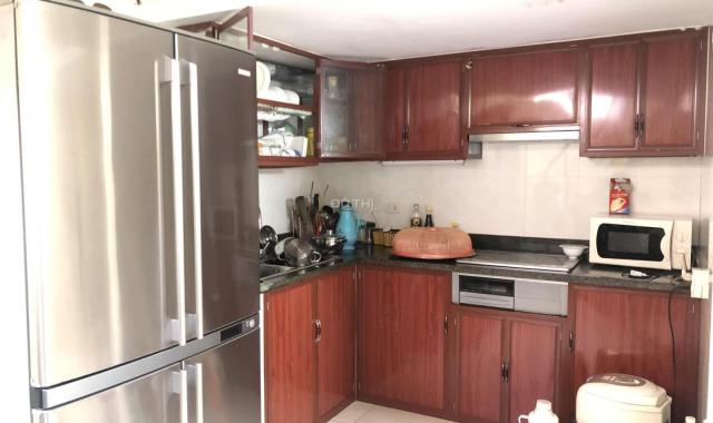 Bán nhà mặt phố phố Bà Triệu, Nguyễn Trãi, Hà Đông, 40m2 giá 7,9 tỷ vỉa hè, kinh doanh