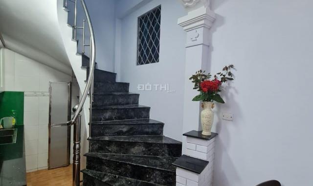 Bán nhà phố Bùi Ngọc Dương, nhà rộng, thoáng, 39m2 3,8 tỷ 0927090605