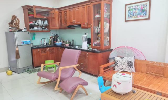 Bán nhà phố Nguyễn Thái Học vỉa hè rộng 155m2 MT 7m KD tốt, giá 36 tỷ