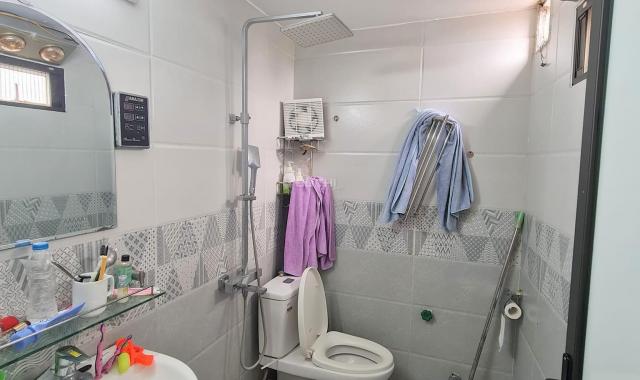 Bán nhà phố Nguyễn Thái Học vỉa hè rộng 155m2 MT 7m KD tốt, giá 36 tỷ