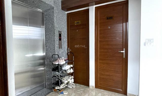 Bán tòa nhà 10 tầng 30 phòng khép kín, doanh thu hơn 200tr/ tháng, 28,6 tỷ