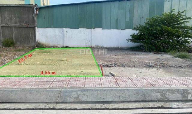 Bán lô đất 62,3m2 nằm gần bệnh viện Bình Tân, sổ hồng riêng