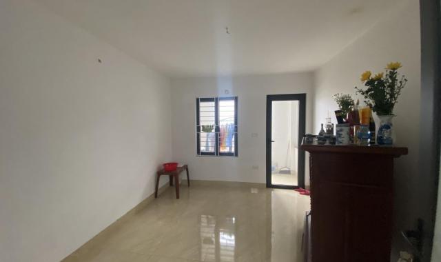 Nhà ngõ 565 Bát Khối, Long Biên, 4 tầng x 30m2 - 2,7 tỷ