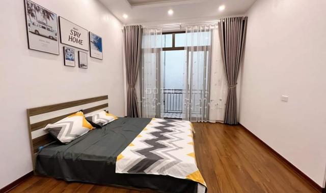 Nhà đẹp - thoáng sáng - nội thất tặng lại - Đống Đa vẫy gọi Trường Chinh DT 28m2 3 tầng MT 5.6m