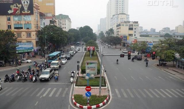 Hoàng Quốc Việt - lô góc - 7 tầng thang máy - ô tô tránh - kinh doanh - DTXD 68m2 - 16 tỷ