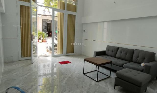 Chính chủ bán nhà đường Phú Định, Quận 8, 160m2 sử dụng, hẻm 8m, giá 5.8 tỷ TL