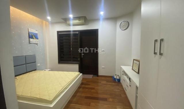 Bán 43m2, 7 tầng, nhà Đặng Văn Ngữ, ôtô, ngõ thông, kinh doanh, sát phố, giá 9 tỷ