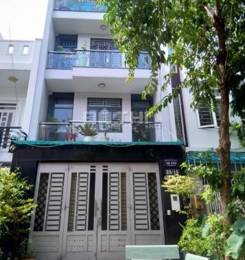 Chuyển nơi ở mới bán nhà 3 lầu DT 6 x 22m, đường Nguyễn Văn Lượng. Giá 10,5 tỷ
