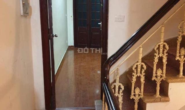 Bán nhanh nhà ngõ 310 Nghi Tàm, giá 4.7 tỷ, 36m2x5T, ở luôn, full nội thất