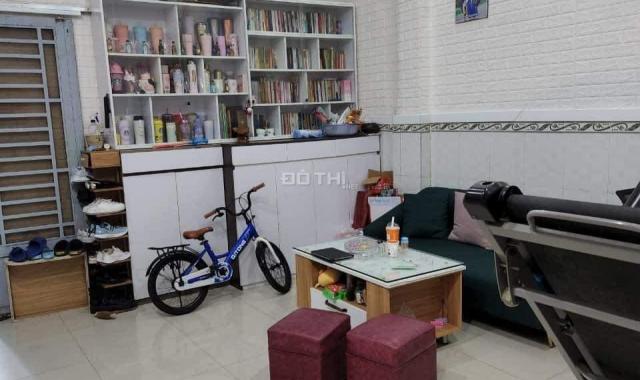 Hot, nhỉnh 2 tỷ có nhà xinh Hòa Bình, Q. 11, 2 tầng, dtsd 48m2