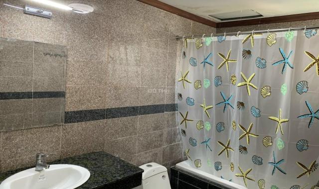 Cho thuê CHCC Giai Việt 115m2 2PN 2WC đầy đủ tiện ích xung quanh có sẵn rèm cửa, máy lạnh