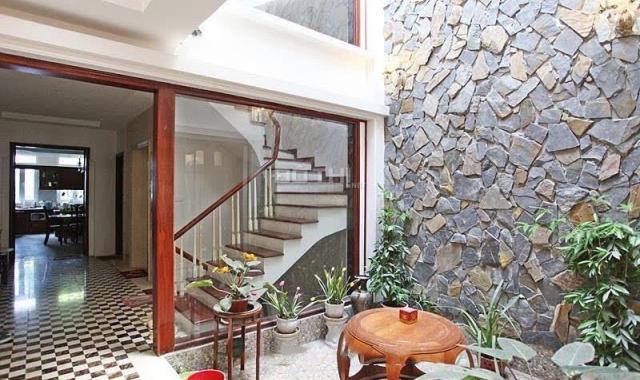 Cho thuê nhà riêng đẹp, có thang máy, ngõ 12 Đặng Thai Mai, Quảng An Tây Hồ