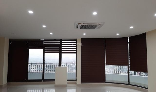 Cho thuê sàn văn phòng mặt đường Nguyễn Xiển, Thanh xuân, 125m2. Giá 20 triệu/tháng