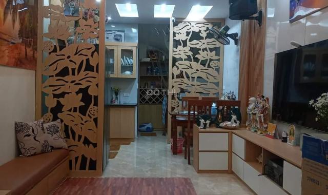 Bán nhà mới đẹp phố Bạch Đằng, 2 thoáng, gần ô tô, full nội thất, gần chợ, chào 5.4 tỷ