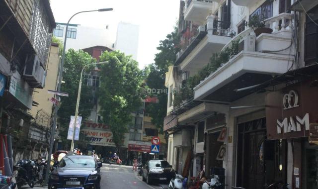 Bán nhà mặt phố - Quận Hoàn Kiếm - 50 m2 - 3 tầng - Giá bán gấp 20 tỷ