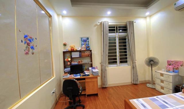 Bán nhà trung tâm Thanh Xuân, Nguyễn Trãi, gần phố nhà đẹp, DT 60m2 X 4 tầng, MT 4m, giá 6.2 tỷ