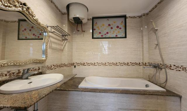 Bán căn nhà ngõ 9 Đặng Thái Mai - Quận Tây Hồ - diện tích 70m2