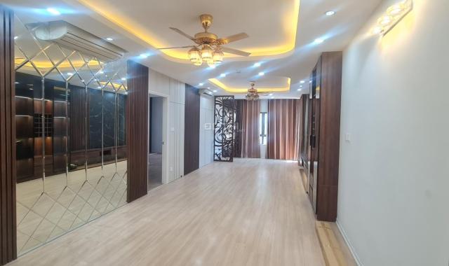 Bán căn hộ chung cư tại dự án Vinhomes D'Capitale, Cầu Giấy, Hà Nội diện tích 72m2 giá 4 tỷ