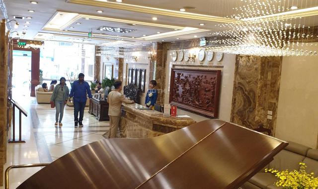 Khách sạn mặt phố cổ Hoàn Kiếm DT 335m2 13T giá 500 tỷ