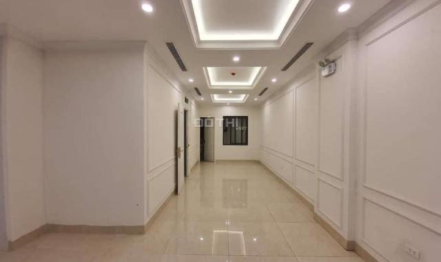 Giảm 4 tỷ, bán toà nhà Cầu Giấy, 120m2, 8 tầng, 32 tỷ