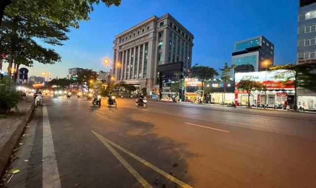 Bán nhà mặt phố tại phố Xã Đàn, Phường Ô Chợ Dừa, Đống Đa, Hà Nội diện tích 450m2 giá 278 tỷ